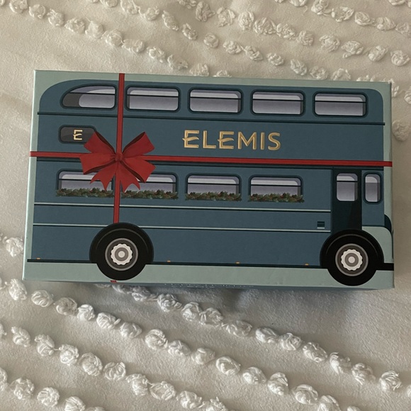 Elemis 3 piece gift set - Picture 5 of 9